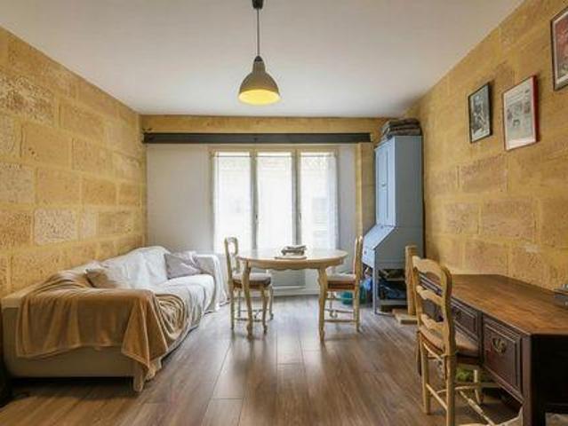 2 chambres, Saint Aquitaine 33240 102957080