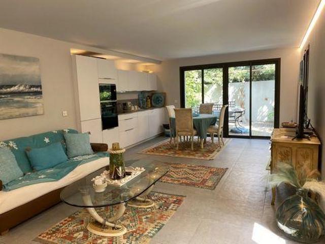 2 chambres, Saint Provence 83990 91817181