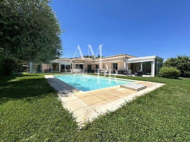 2 chambres, Vallauris Provence Alpes Côte d'Azur 06220 88841144