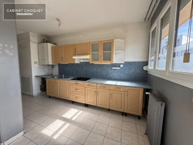 APPARTEMENT T3 A LOUER 66 m 739 € 2 charges comprises par mois VILLENEUVE D ASCQ CITE SCIENTIFIQUE TRIOLO
