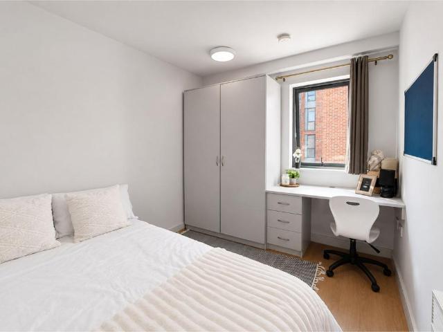 2 Chatham Place, Liverpool L7 4 bed flat share to rent £472 pcm £109 pw