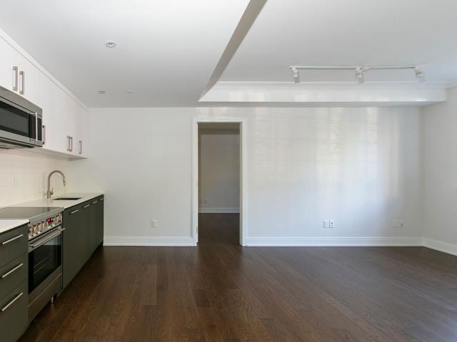 2 Clarendon Avenue 2 Clarendon Avenue 1 Bedroom Apartment for Rent
