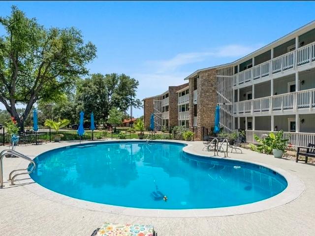 2 Cliffhouse Drive 210