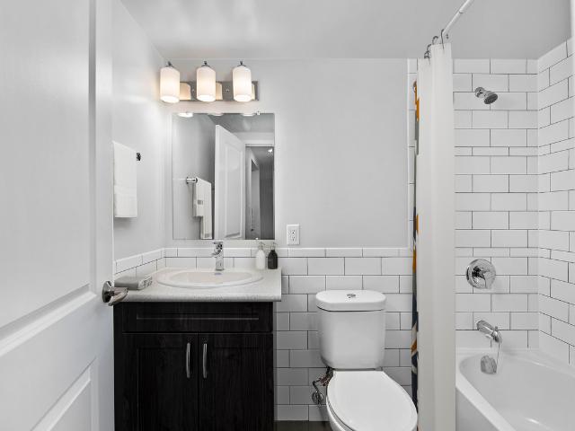 2 Colborne Street West Studio Apartment for Rent at 2 Colborne St W, Kawartha Lakes, ON K9V 5B4 Lindsay