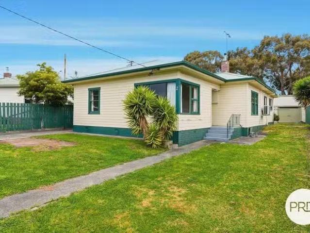 2 Constance Avenue, Glenorchy, TAS 7010