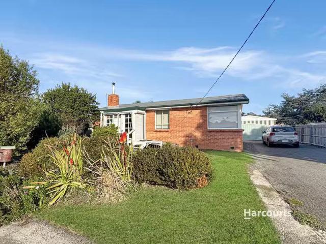 2 Coraki Street, EAST DEVONPORT, TAS 7310 House for Rent