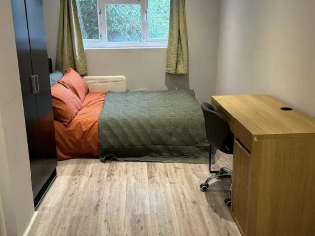 2 COZY BEDROOMS IN ALDGATE NEAR E1