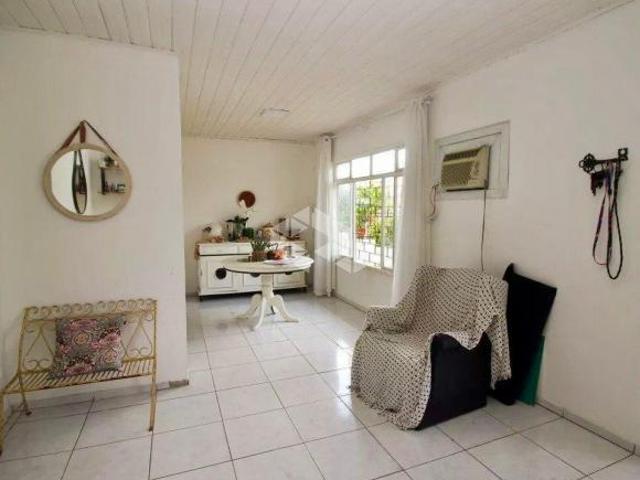 2 duas Casas sendo uma Térrea