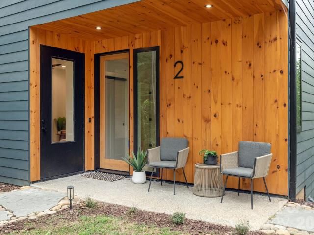 2 Davenport Place
