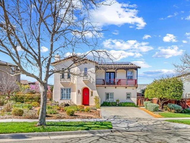 2 Donner St, San Juan Bautista, CA 95045