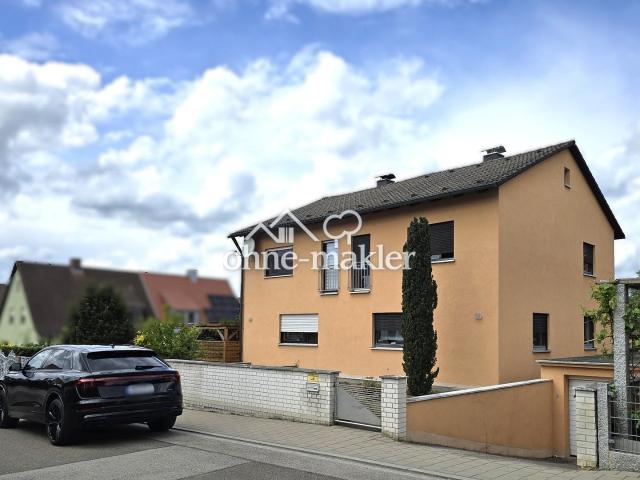 2 Doppelhaushälften auf 739 m² – 1 frei, 1 vermietet + 303 m² Zusatzgrundstück