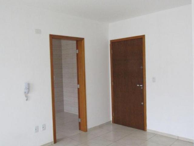 2 Dorm. Sacada, churrasqueira, elevador