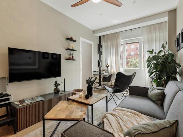 2 Dormitorio Apartamentos Barcelona Barcelona 102703991
