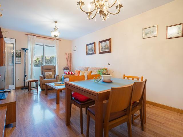 2 DORMITORIOS CON TERRAZA,GARAJE Y TRASTERO JUNTO AL C.C. MEDITERRANEO