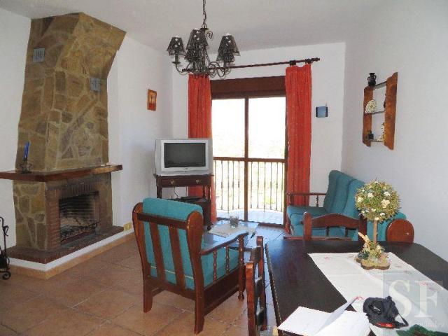 2 Dormitorios dobles | Cuarto de baño familiar | Amplia sala. 148m² Corumbela
