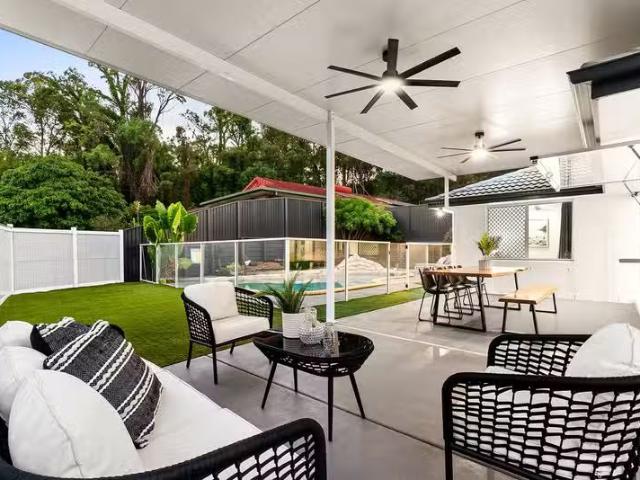2 Dorchester Court, OXENFORD, QLD 4210 House for Rent
