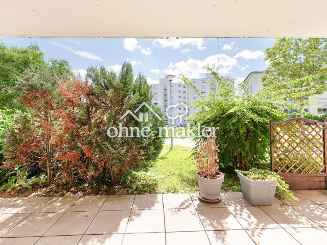 2 Etagen Wohnung mit 2 TG Stellplätze, EBK, 2 Badezimmer, Balkon und Terrasse