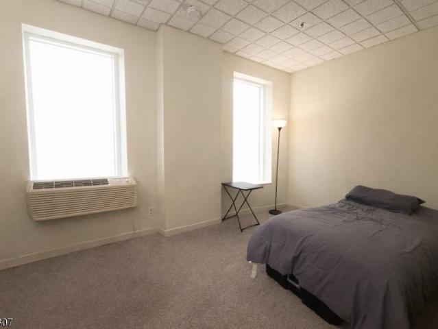 2 E Washington Ave Unit 2C 3E, Washington Boro, US, NJ