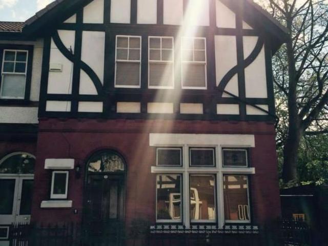 2 Eastfield Drive, Liverpool, L17 4LH, United Kingdom | Room for rent #131712875 | Rentberry
