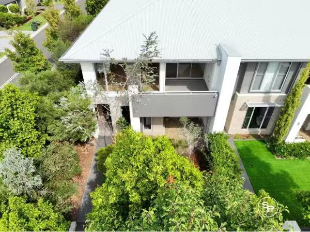 2 Eccles Lane, Oran Park House for rent Listed by Dean Briffa.