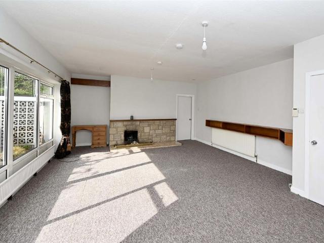 2 Edenvale Park, Belfast, BT17 0EJ