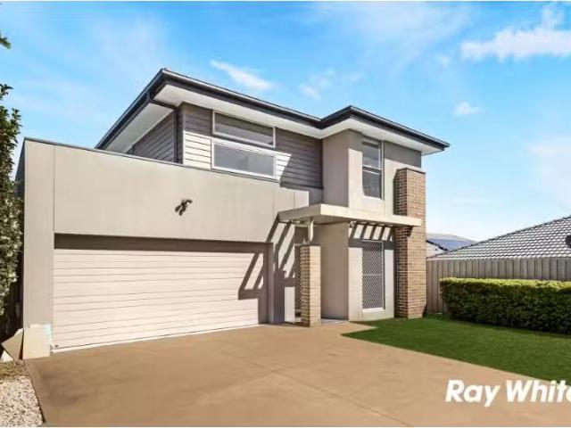 2 Elsa Glade, TALLAWONG House for rent Listed by Chloe Velasc.