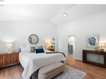 2 falstaff st