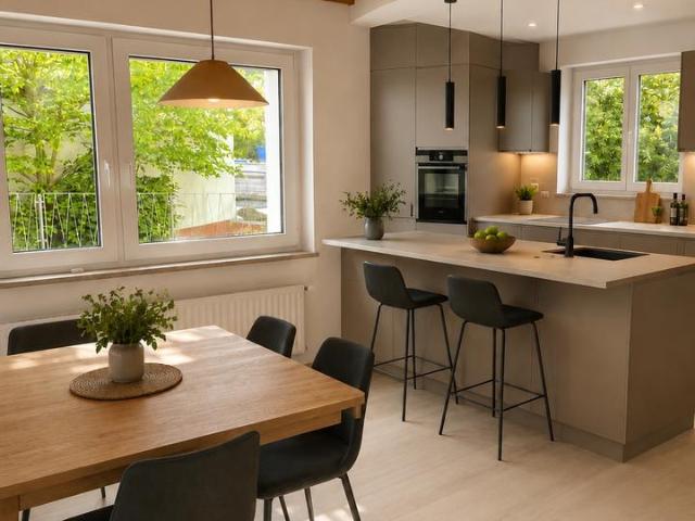 2 Fam Haus: Energetisch saniert im Wiesbadener Speckgürtel