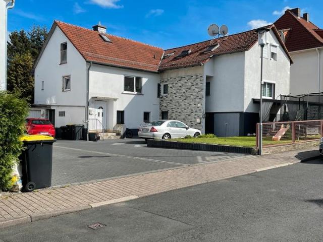 2 Familien Haus in bester lage