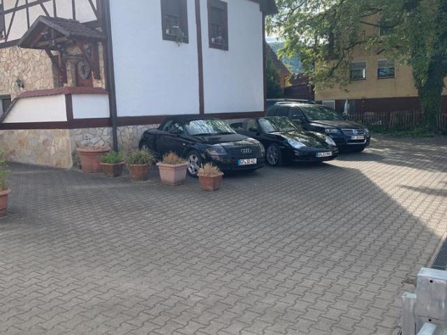 Wohn Geschäftshaus mit 2 Wohnungen Kleine KFZ Werkstatt
