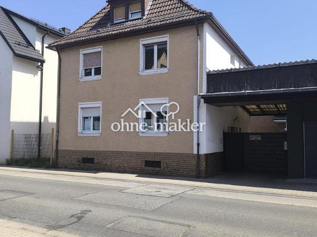 2 Familien Haus mit schönem Garten in zentraler Lage incl. 2 Parkplätze