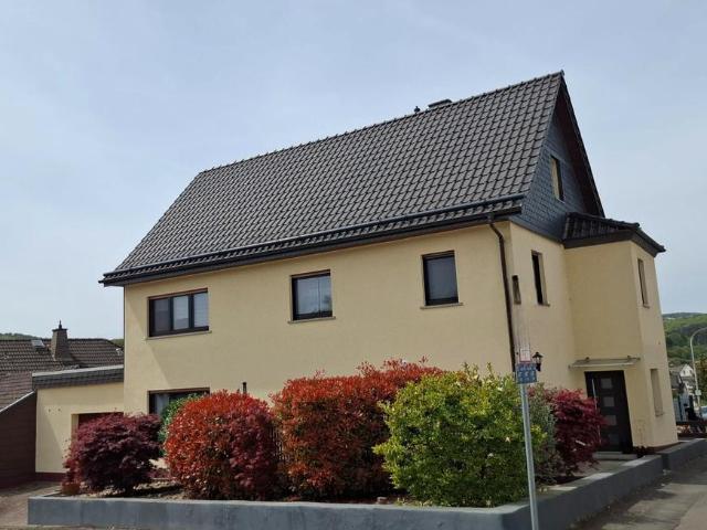 ! 2.Familien Wohnhaus Sehr guter Zustand! ohne Makler