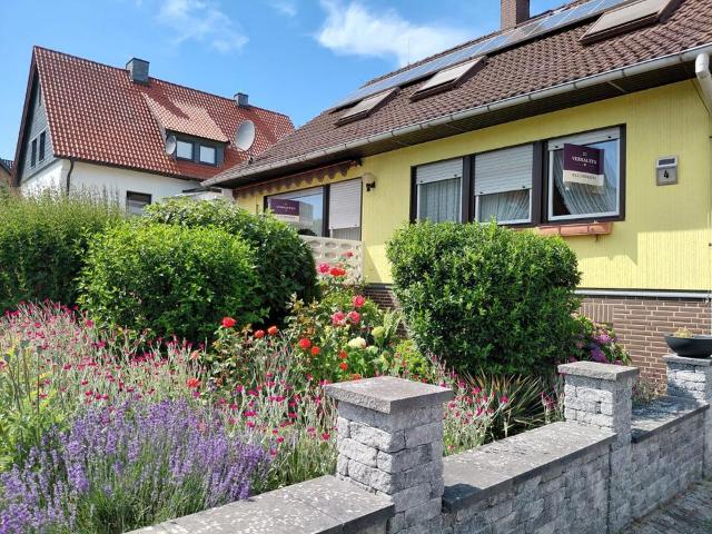 2 Familienhaus Top Lage, in Heinde inkl. Mietwohnung !