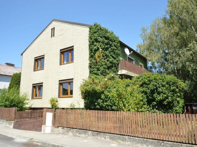 2 Familienhaus in Top Lage