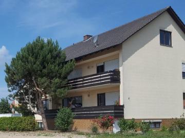 2 Familienhaus in naturnaher Ortsrandlage in Heidenfeld