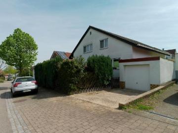 2 Familienhaus mit Charme und viel Potenzial, OHNE Provision!