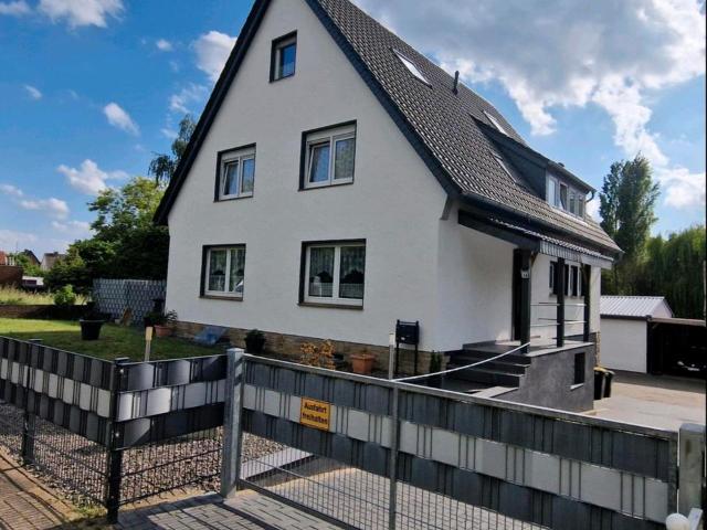 2 Familienhaus mit ausgebautem Dachgescchoss