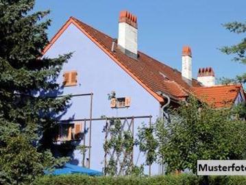 2 Familienhaus mit Garage in ruhiger Wohnlage – provisionsfrei