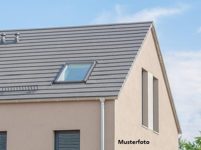 2 Familienhaus nebst Gewerbeanbau und Doppelgarage