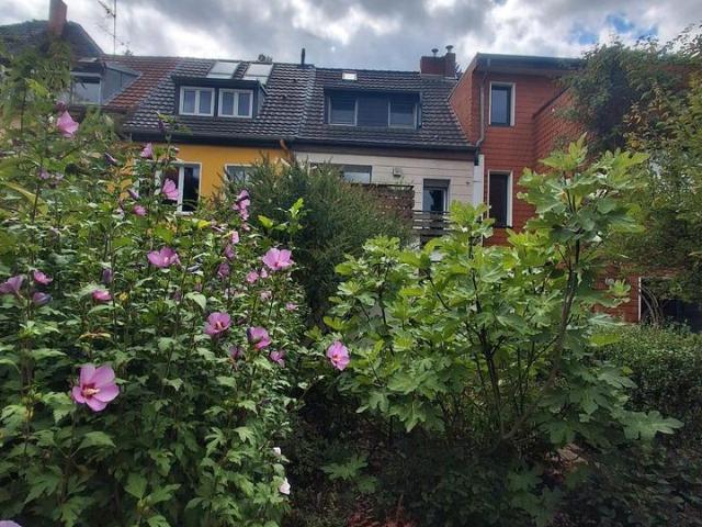 2 FamilienReihenhaus mit Garten in Köln Zollstock, provisionsfrei