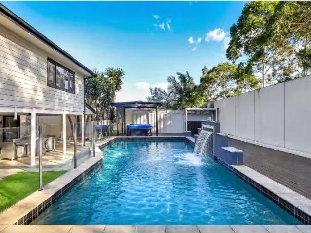 2 Ferguson Close, WEST GOSFORD House for rent Listed by Gitto.