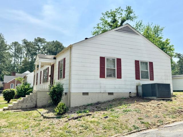 2 Fewell Ave, Weldon, NC 27890 | MLS #100586