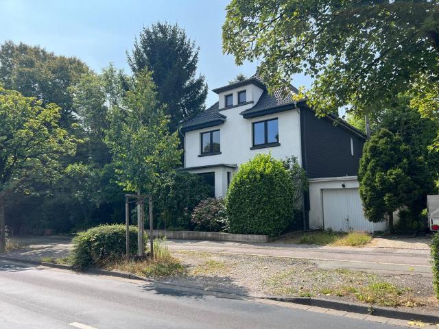 2 FMH Recklinghausen ESSEL TOP LAGE