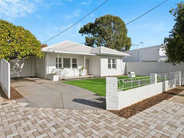2 Formby Street, HILTON, SA 5033