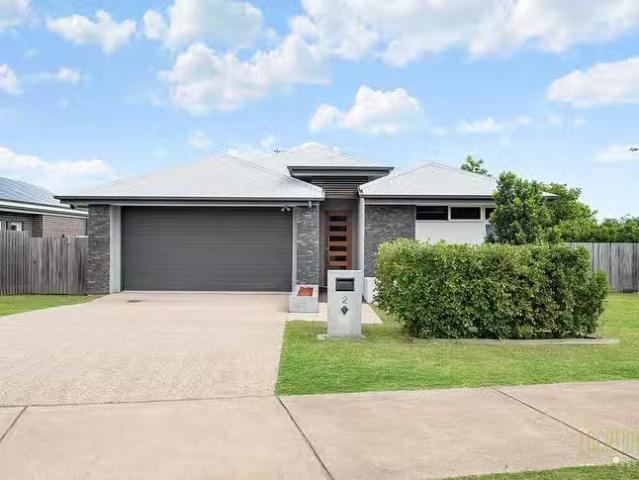 2 Forest Springs Drive, Kirkwood, QLD 4680