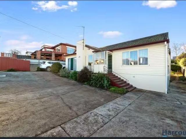 2 Franklin Street, DEVONPORT, TAS 7310 House for Rent