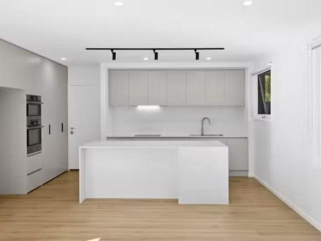 2 Fraser Street, Queenscliff VIC 3225 House For Lease