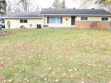 Ridgetown, Ontario - Patio, Office room