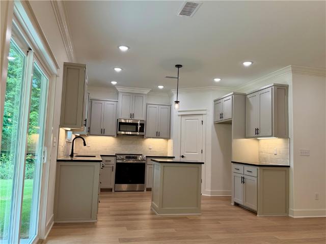 2 Fryer Lane