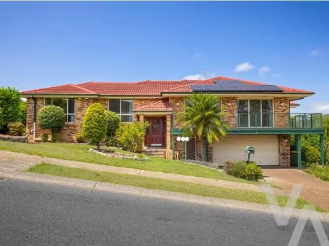 2 Glenridding Grove, Lakelands House for rent Listed by Eloui.